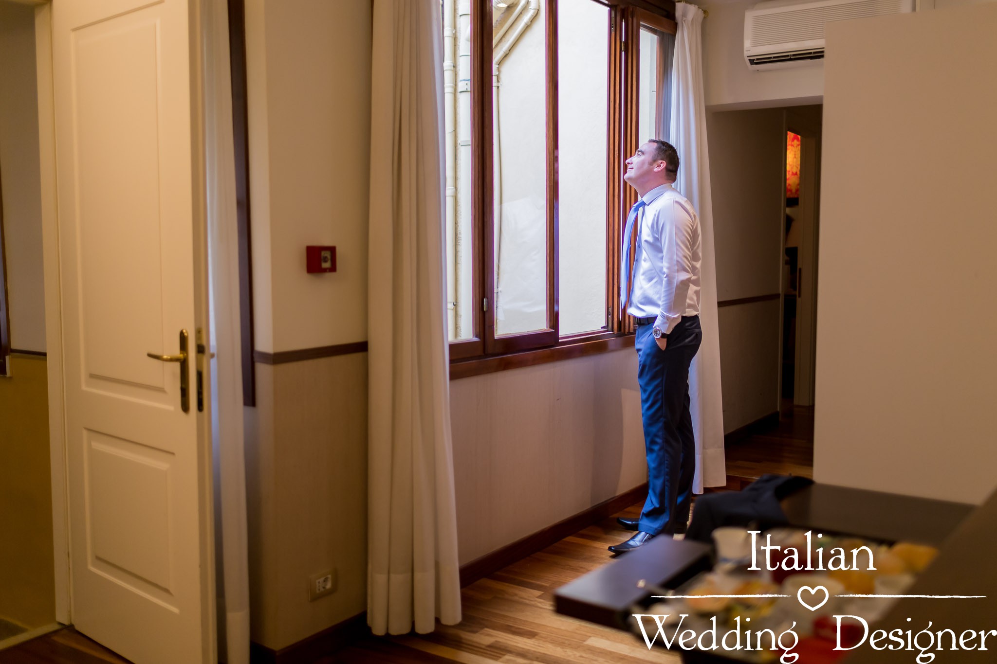 Groom is getting ready, Civil Wedding in Venice