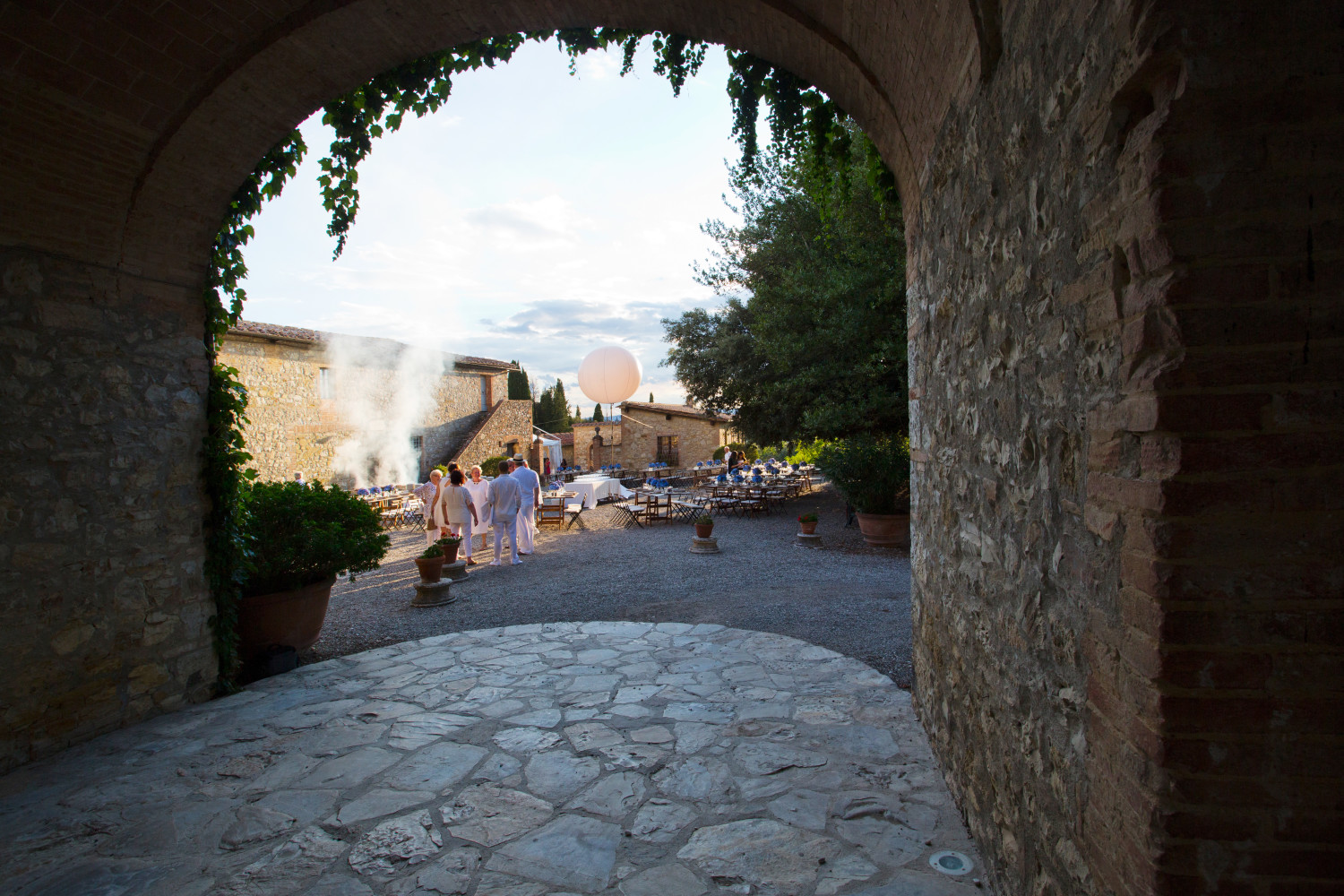 Italian barbeque, Rustic italian dinner, destination wedding in Tuscany