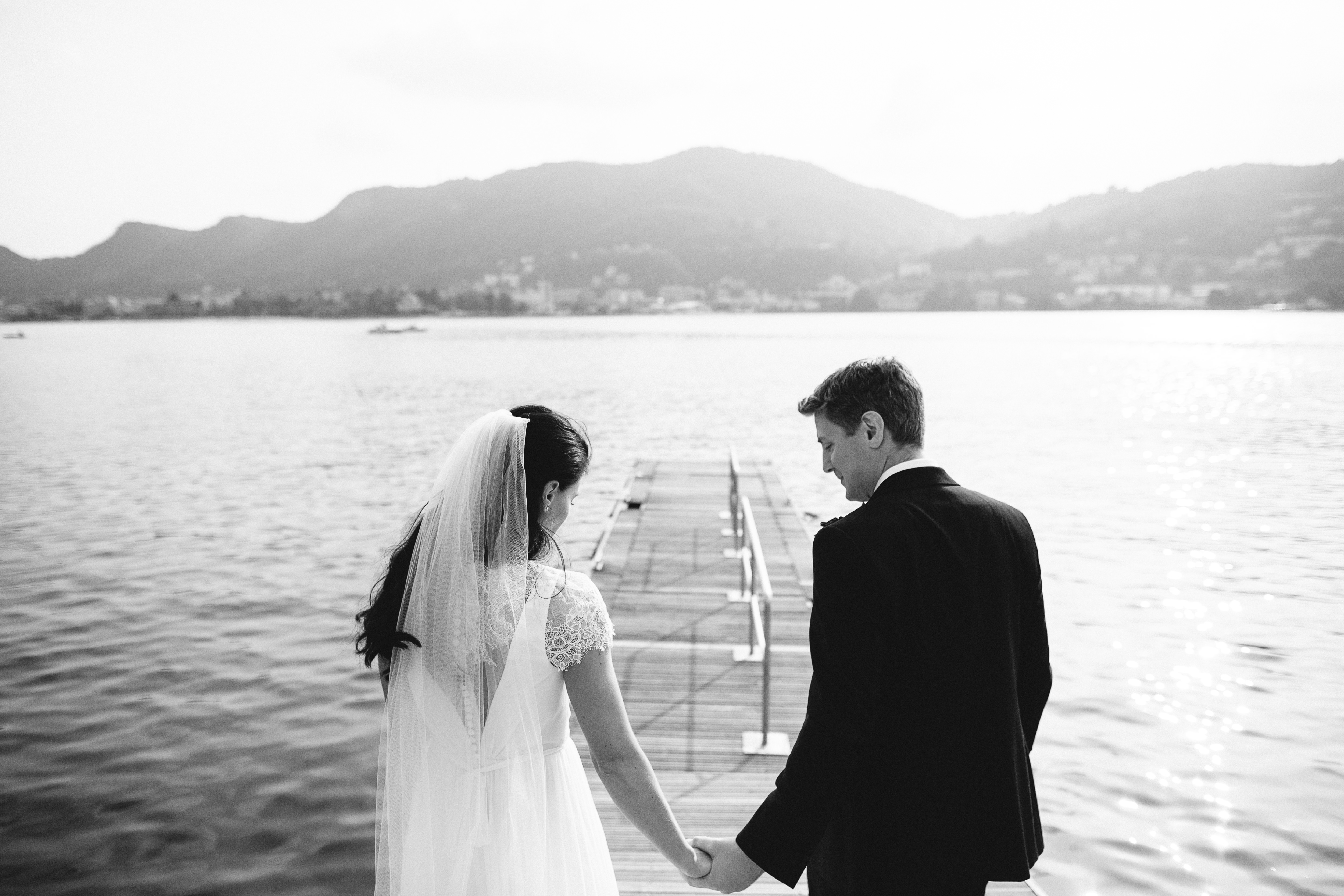 Bride & Groom photo Ceremony in Lake Como by Italian Wedding Designer