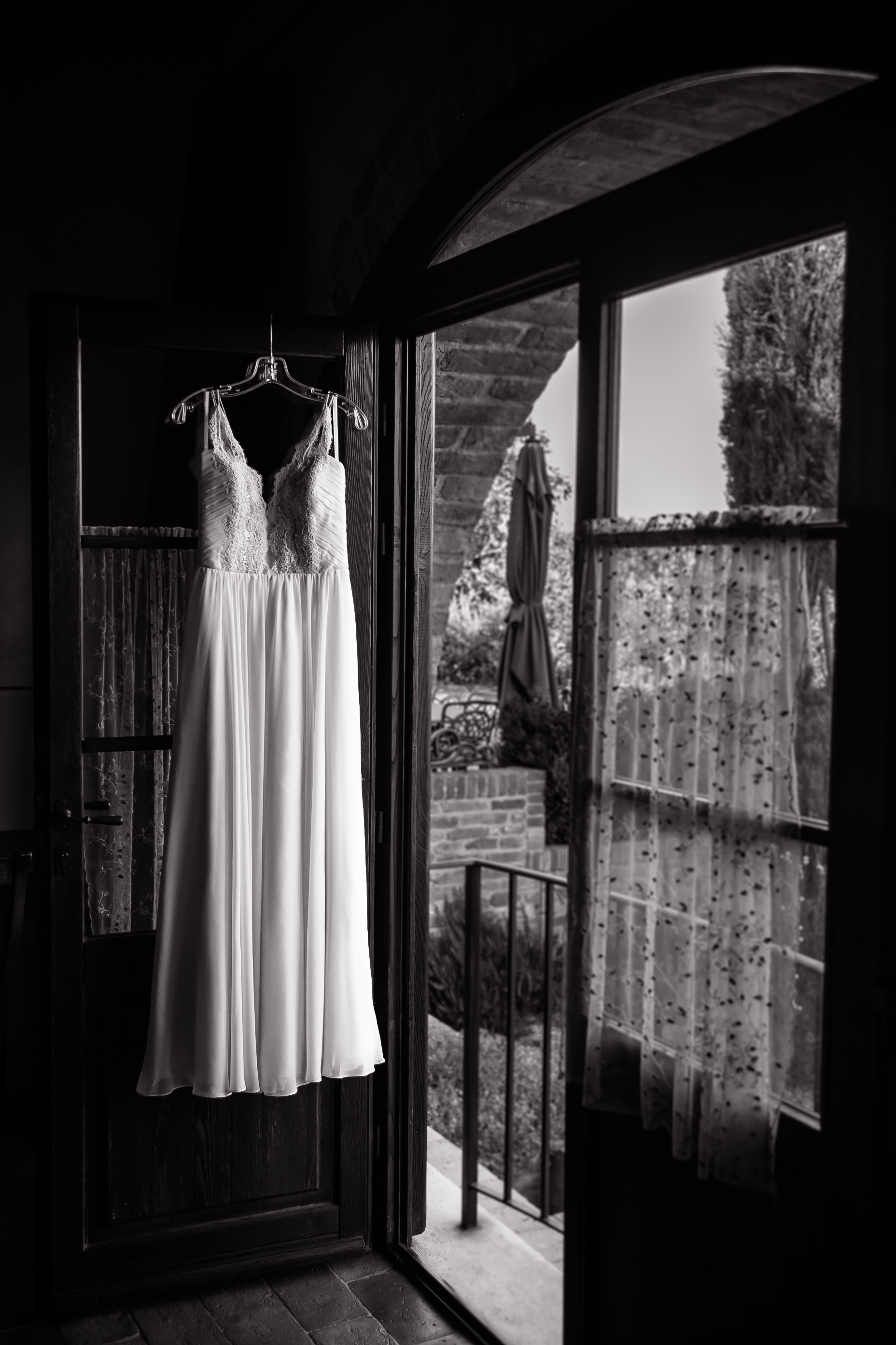 Bridal Gown , countryside wedding in Tuscany.