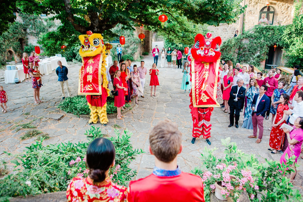Lion Dancers blessing - Chinese Tea Ceremony in Italy- Italian Wedding Designer