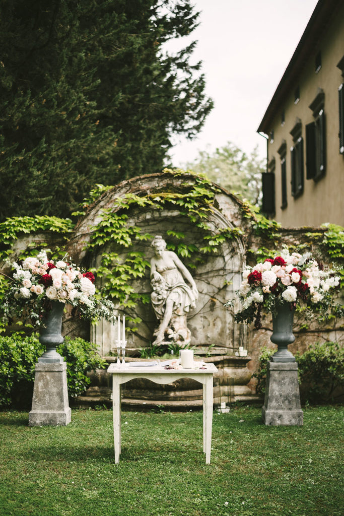 Outdoor Ceremony Manolo Blahnik shoes - Wedding at Villa La Selva - Italian Wedding Designer