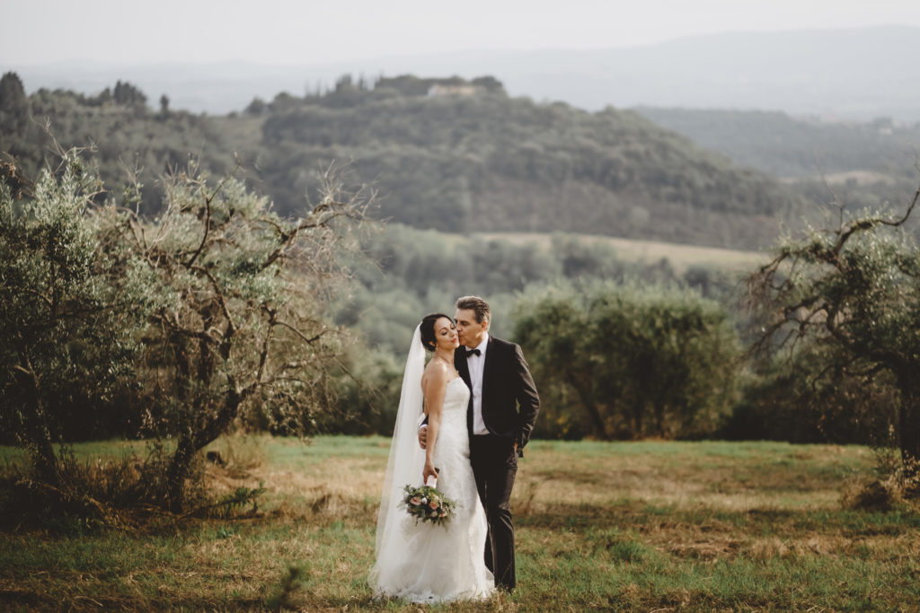 Couple portrait at Petrognano - Wedding at Borgo Petrognano - Italian Wedding Designer