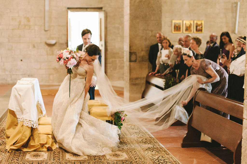 Catholic Ceremony - Wedding at Villa Vignamaggio - Italian Wedding Designer
