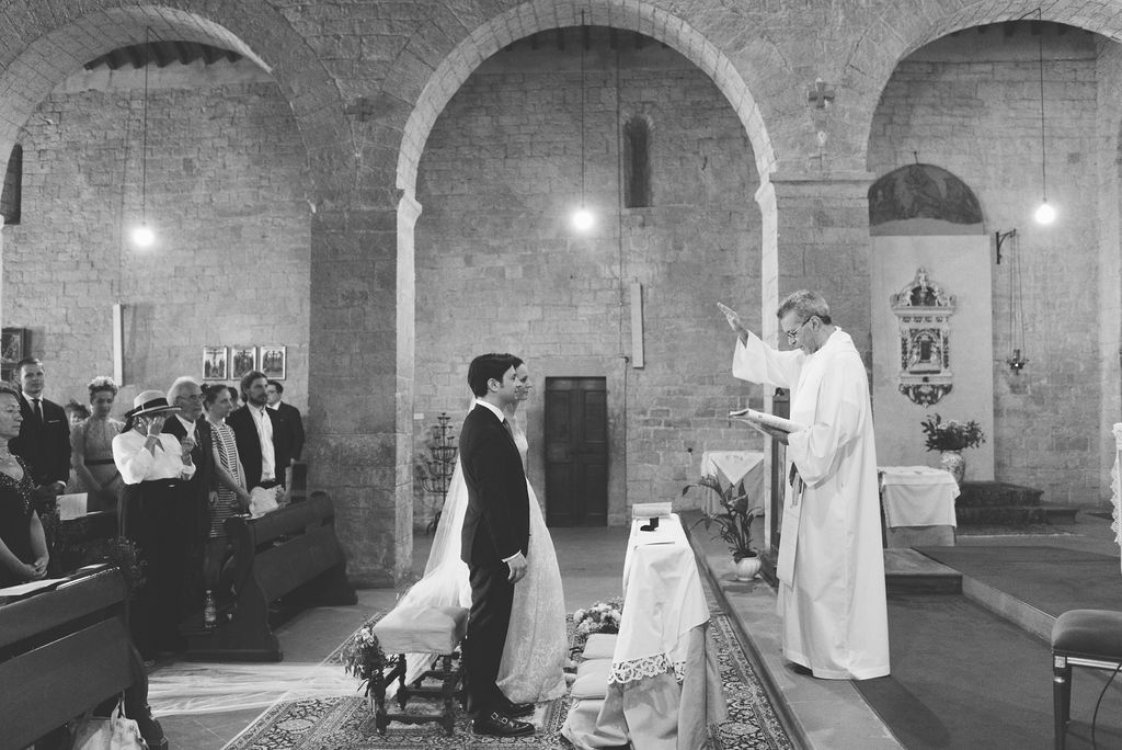 Church Ceremony - Wedding at Villa Vignamaggio - Italian Wedding Designer