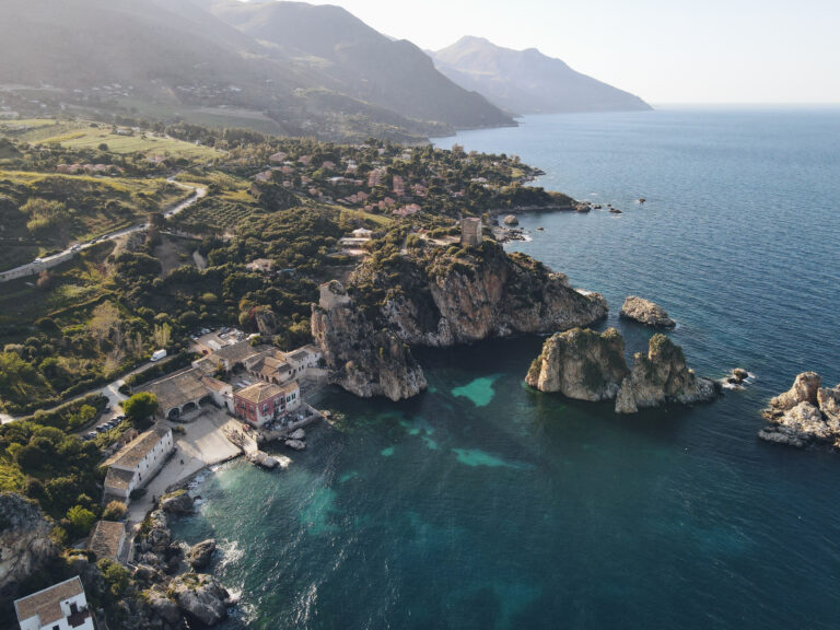 Wedding overlooking the sea- How to choose where to plan your destination wedding in Italy - Italian Wedding Designer - Italian Wedding Designer